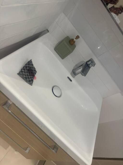 Luxueux Appartement La Defense - Porte Maillot - Parc De Bagatelle - Jardin D'Acclimatation - 6 Pers Bois-Colombes 外观 照片